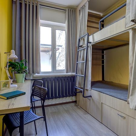 בישקק People Hostel & Coworking מראה חיצוני תמונה