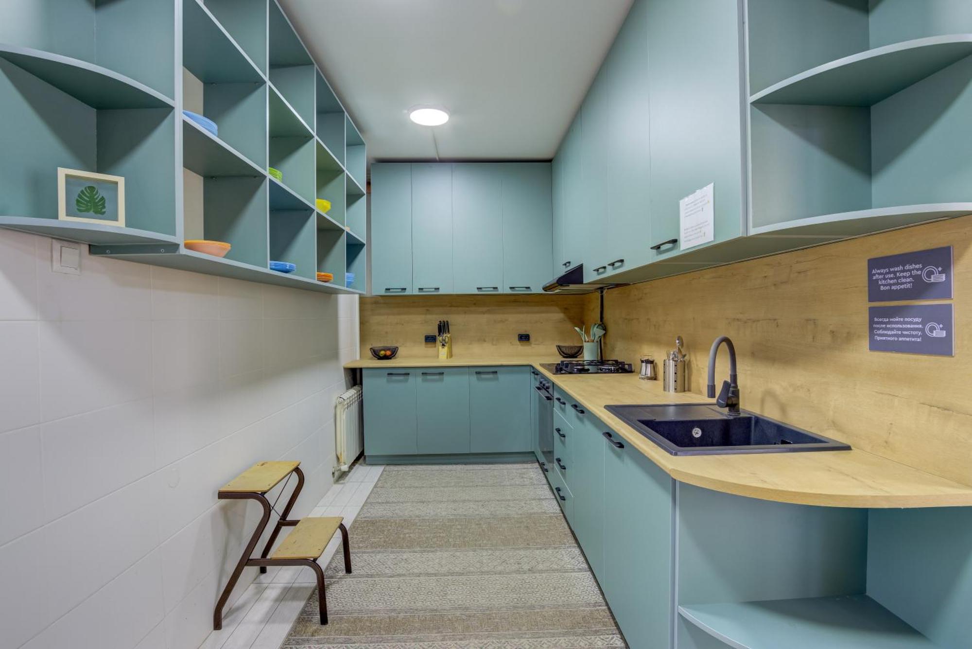 בישקק People Hostel & Coworking מראה חיצוני תמונה