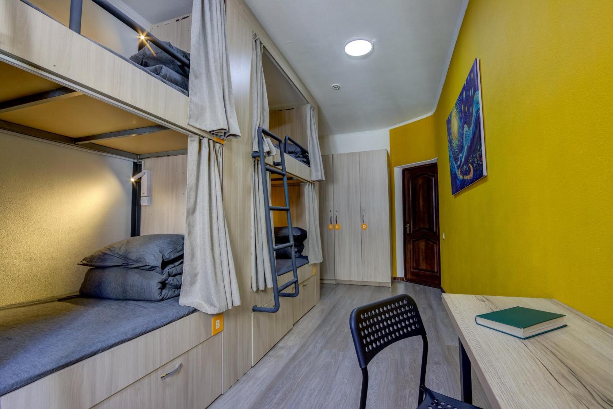 בישקק People Hostel & Coworking מראה חיצוני תמונה