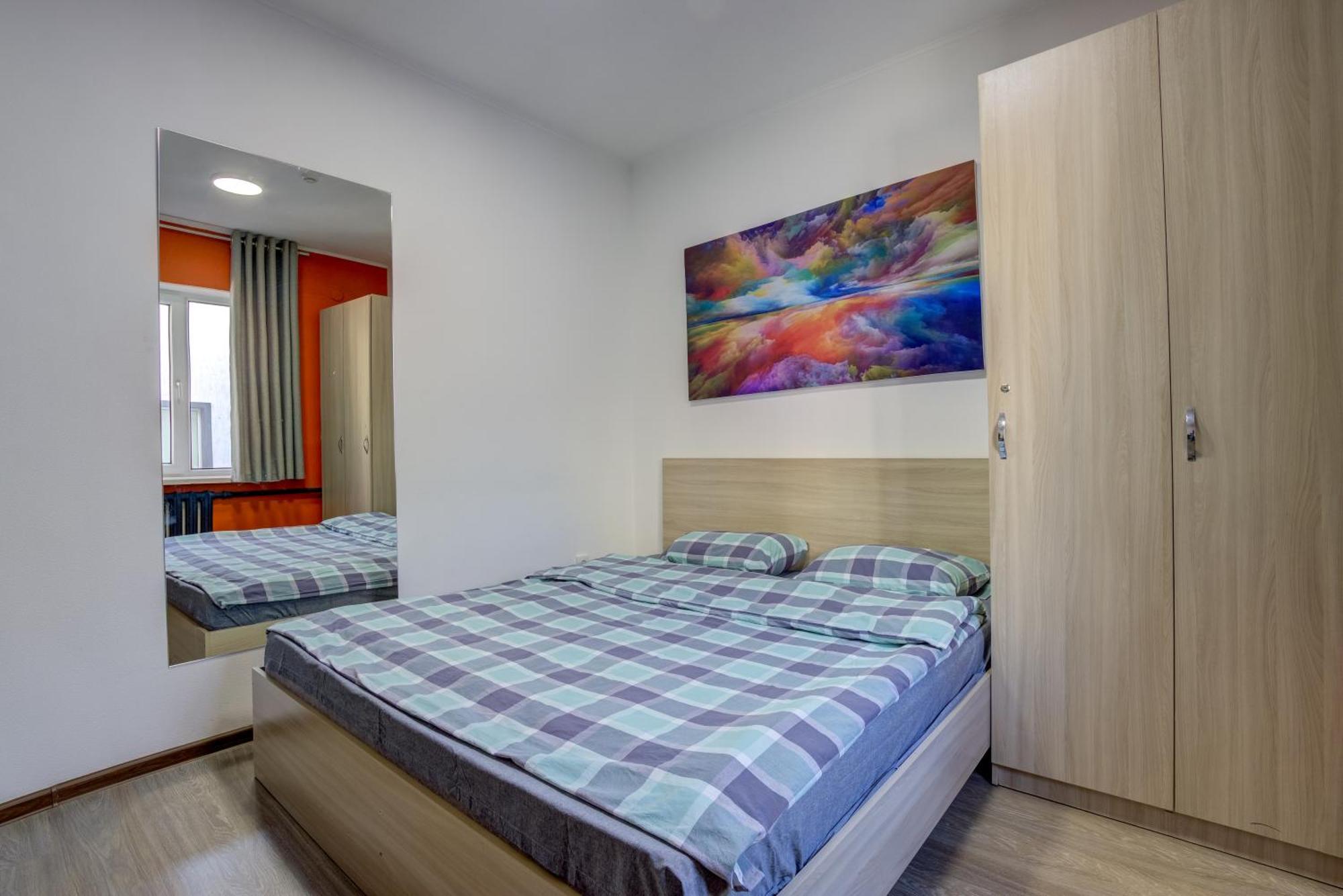 בישקק People Hostel & Coworking מראה חיצוני תמונה